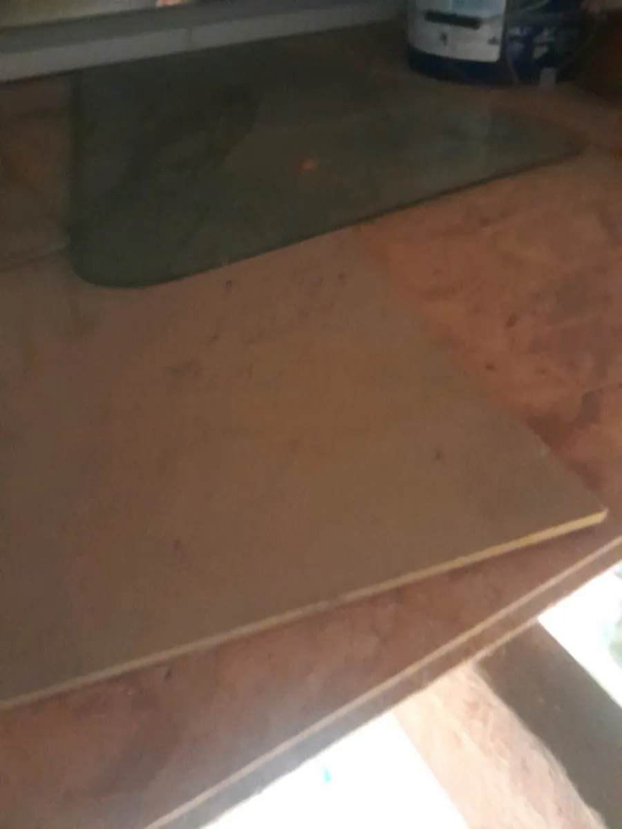 Glass - Image 2