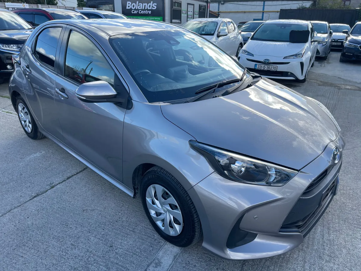 201 Toyota Yaris 1.0 Petrol Automatic 5dr Model - Image 2