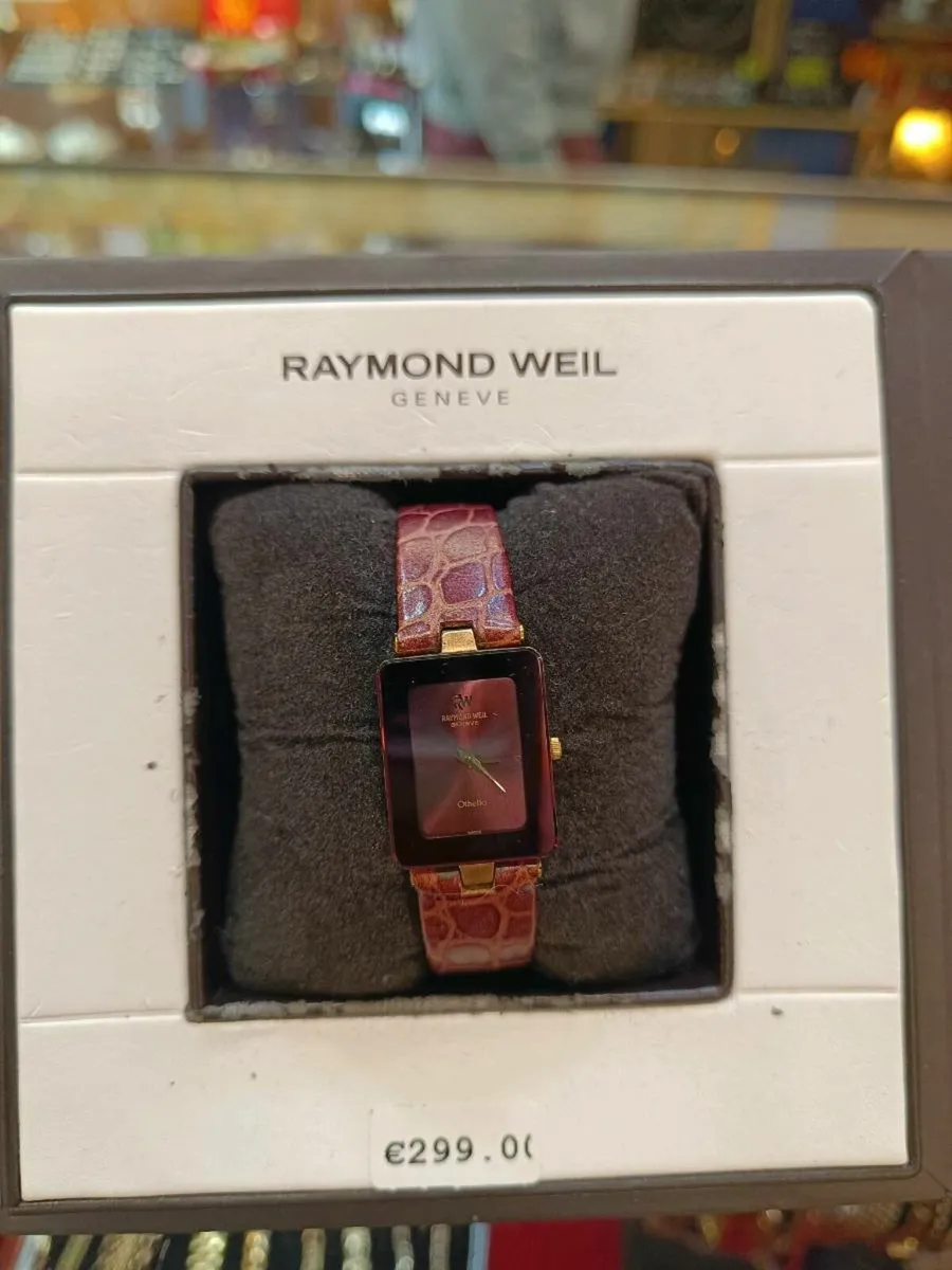 Burgundy Raymond Weil Othello Ladies Watch - Image 1