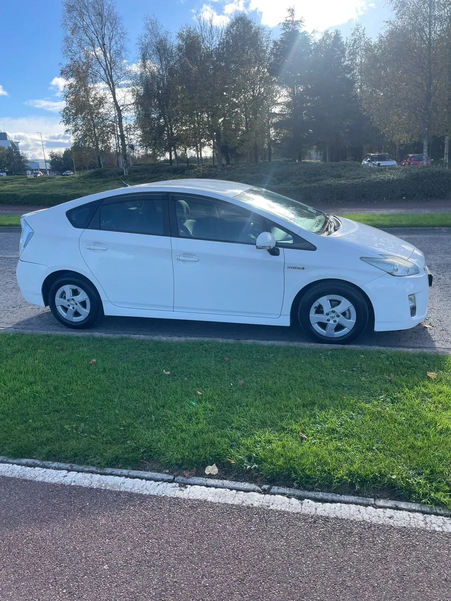 Toyota Prius hybrid - Image 1