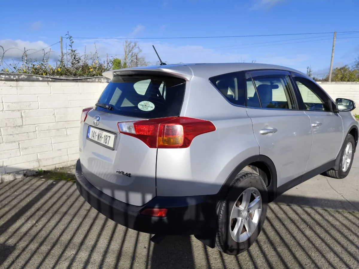 Toyota RAV4 2014 - Image 4