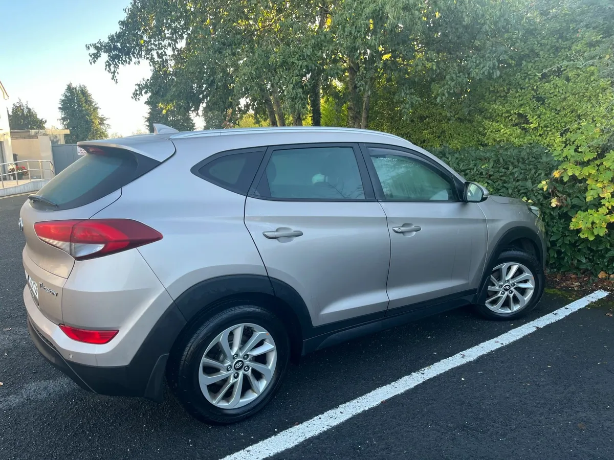 Hyundai Tucson Executive 1.7ltr 2018 - Image 1