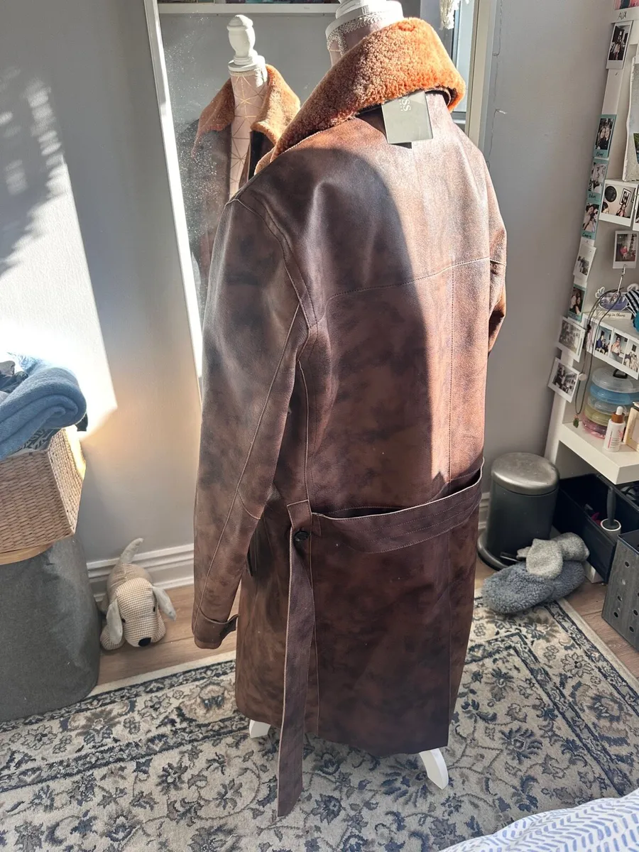 New Hugo Boss leather trench coat. - Image 3