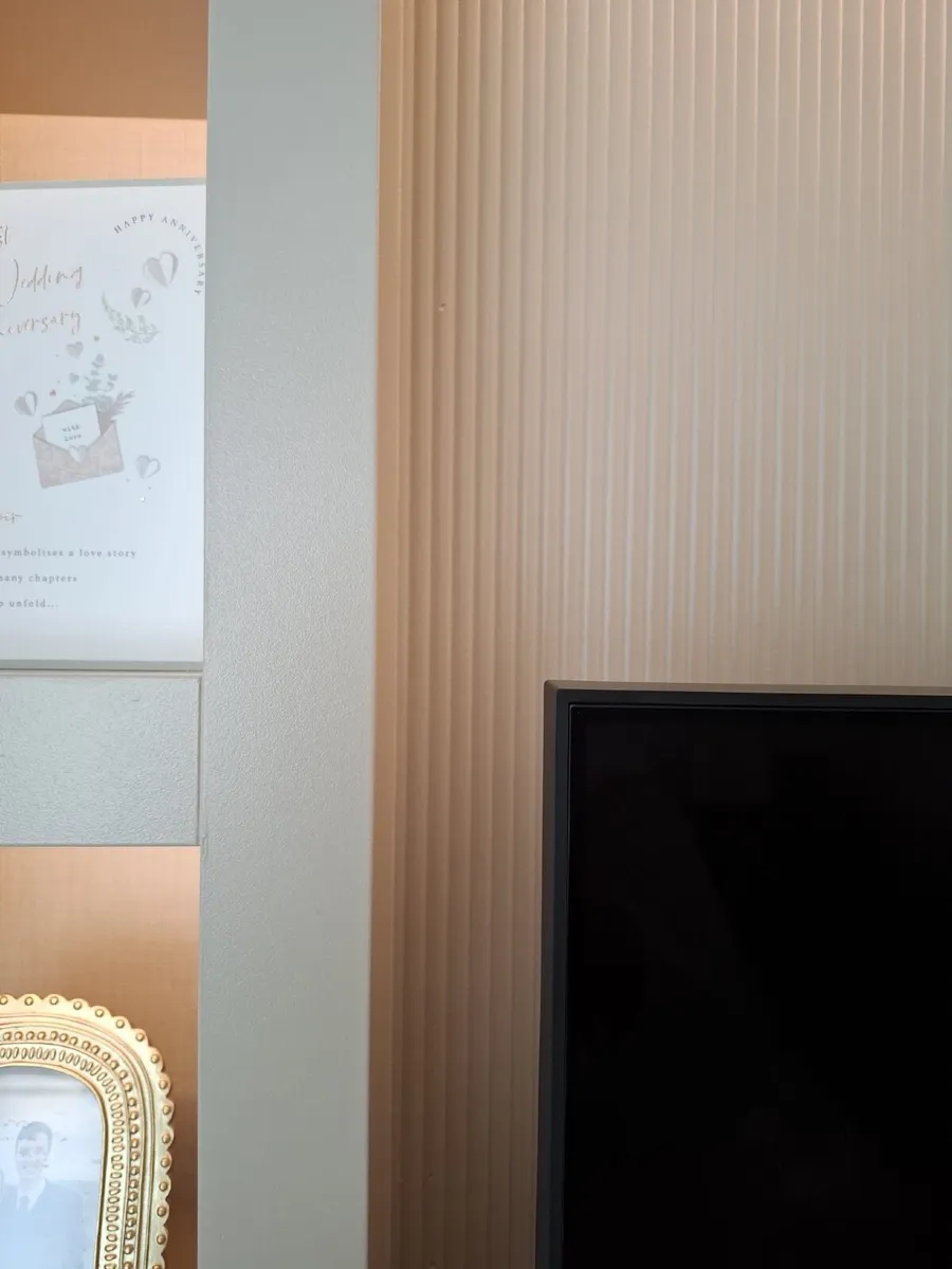 Media units ,feature walls ,  kitchens - Image 2