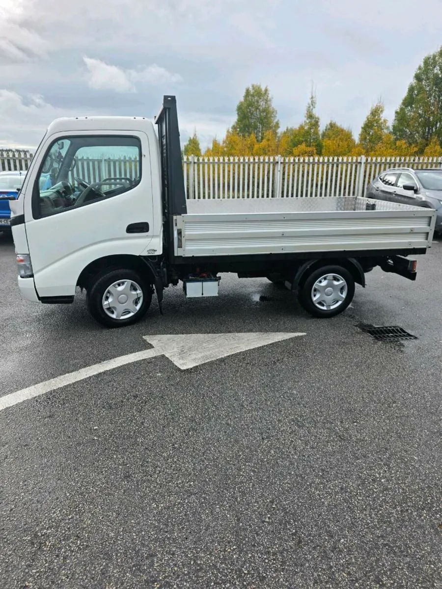 Toyota dyna - Image 3
