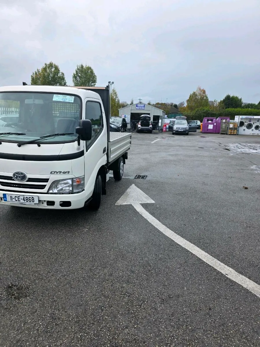 Toyota dyna - Image 4