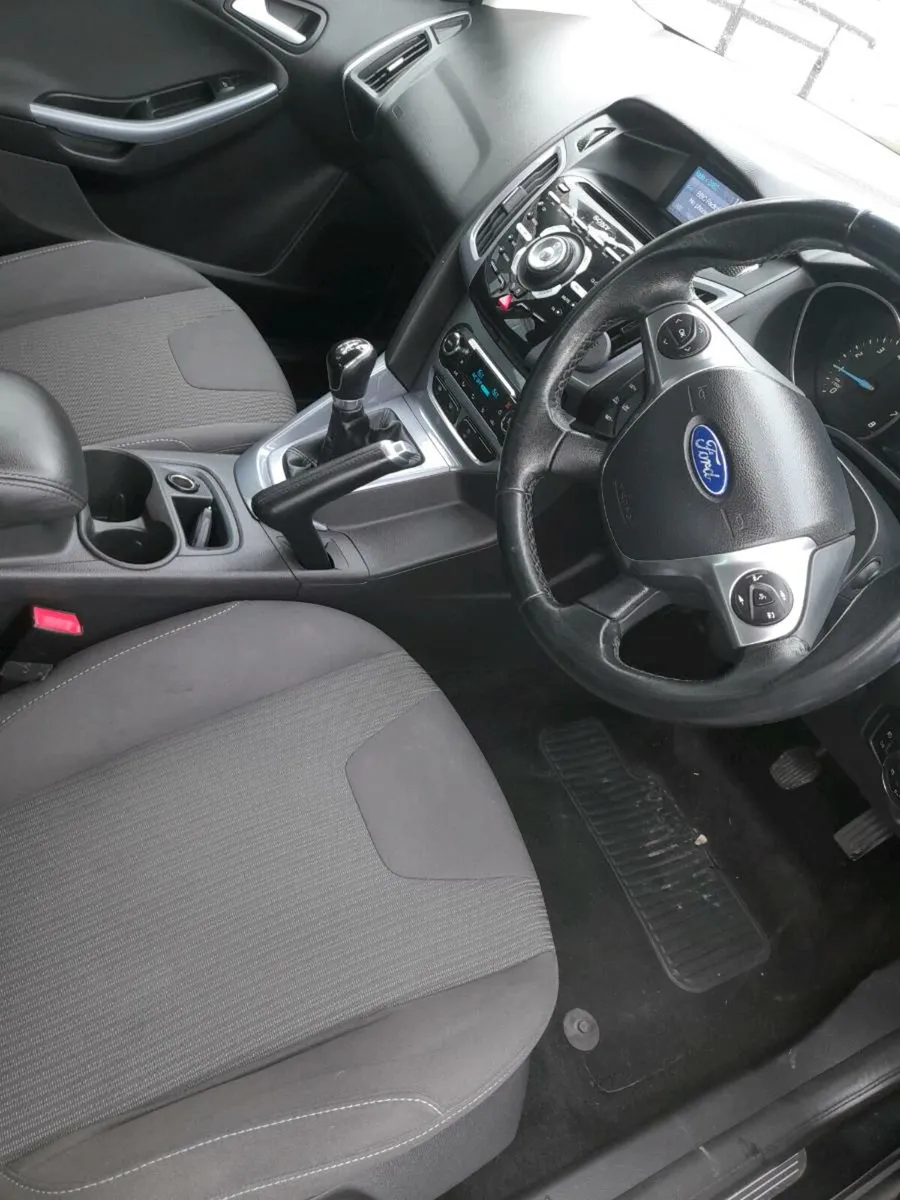 Ford focus 1.0 - Image 3