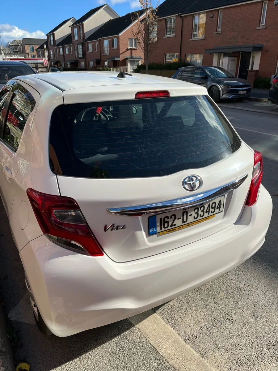 Car - Image 3