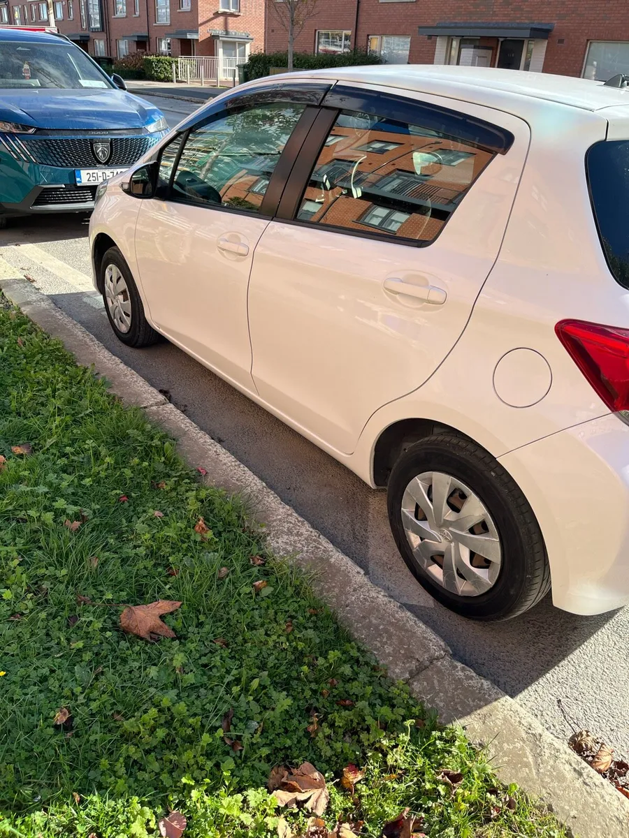Car - Image 4