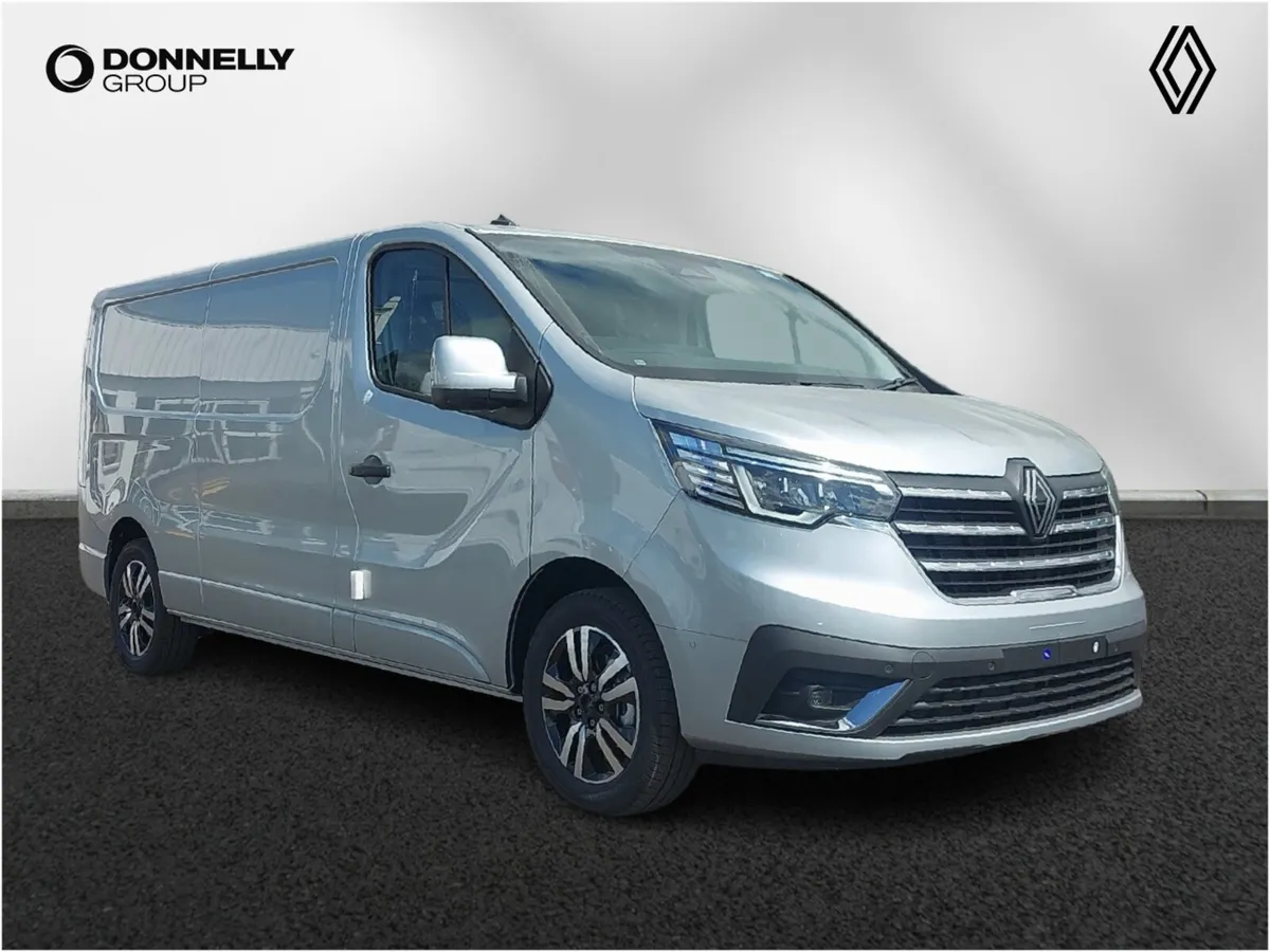 Renault Trafic Lwb Diesel Extra Sport - Image 1