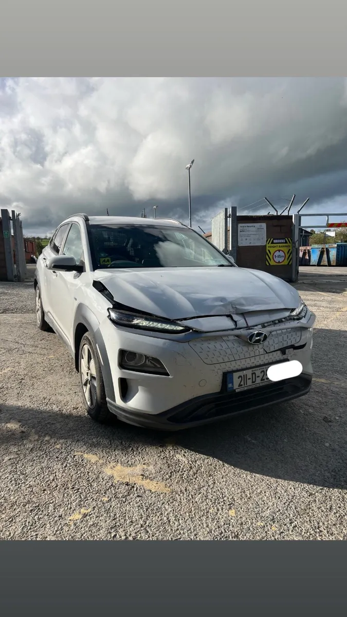 2021 Hyundai Kona 64kwh. Damaged salvage - Image 1