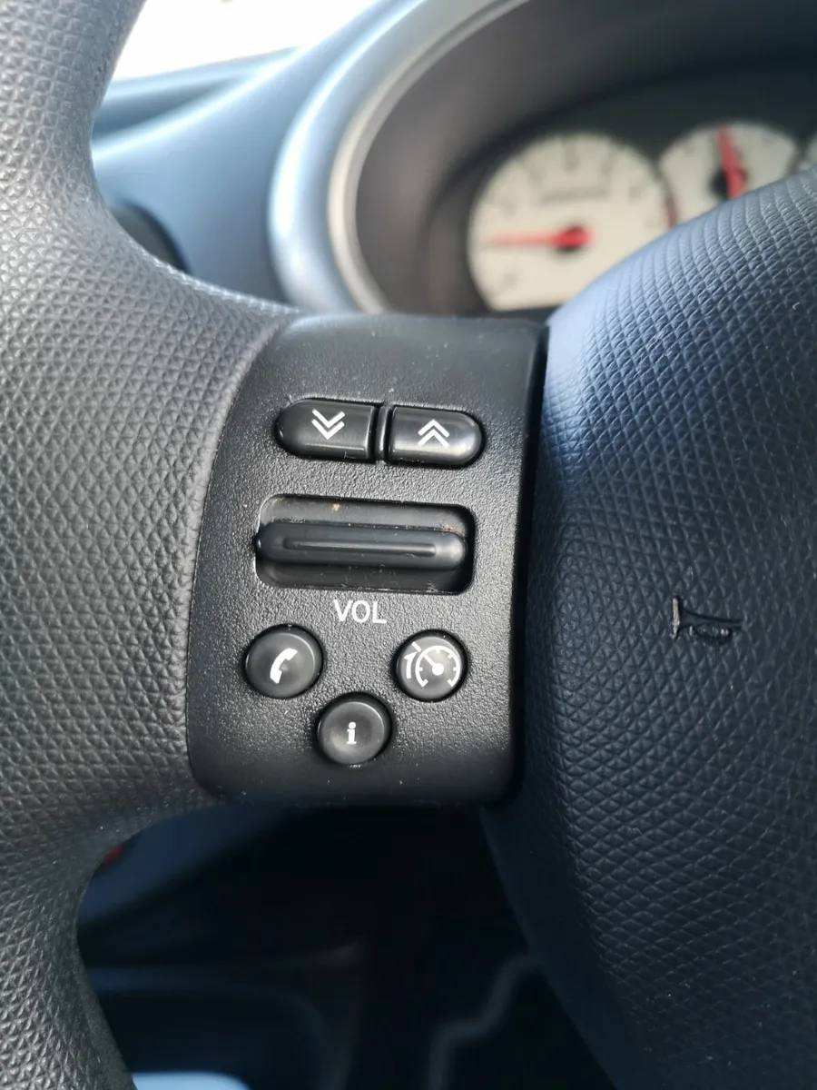Nissan Micra 2009 - Image 4
