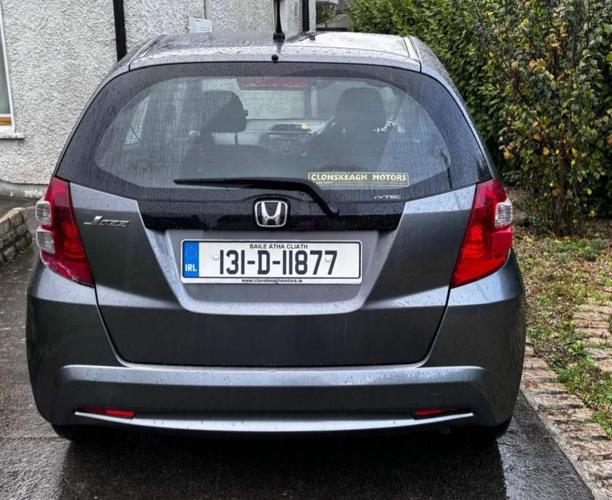 Honda Jazz Automatic 2013 - Image 2