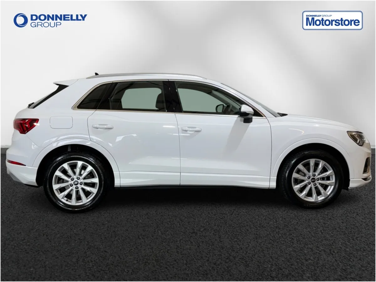Audi Q3 Estate Sport - Image 3