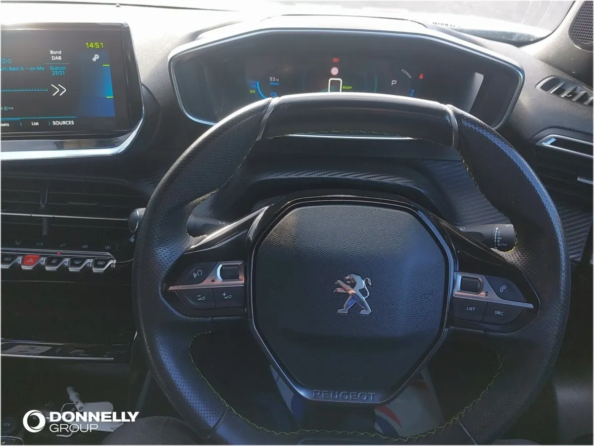 Peugeot 2008 E- Electric Estate GT - Image 4