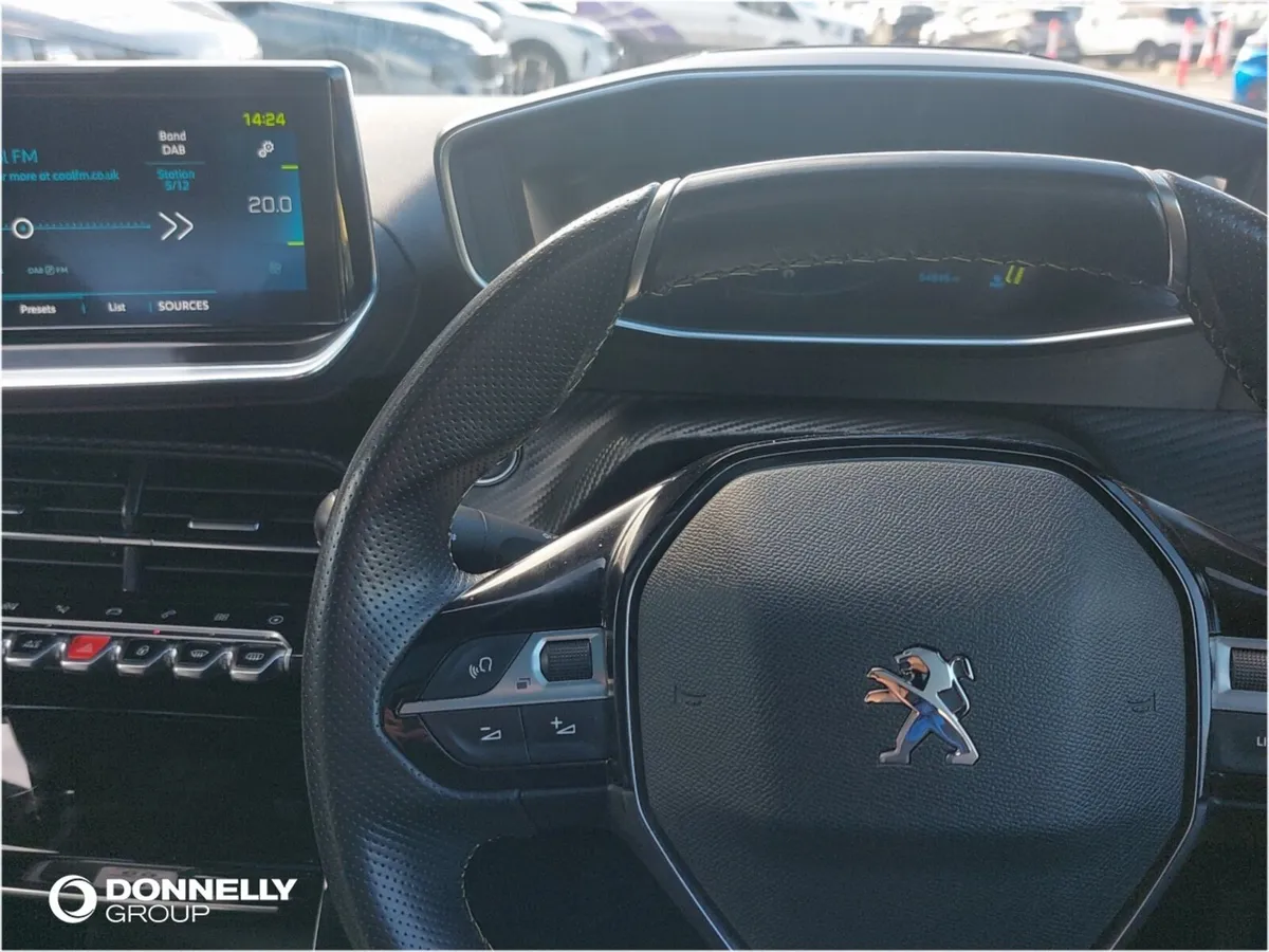 Peugeot 2008 E- Electric Estate GT Line - Image 4