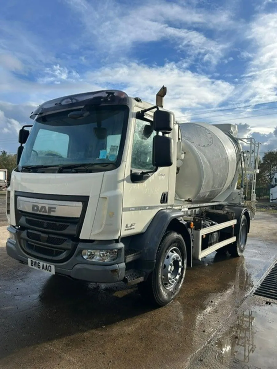 2016 DAF LF280 4x2 Mixer - Image 3