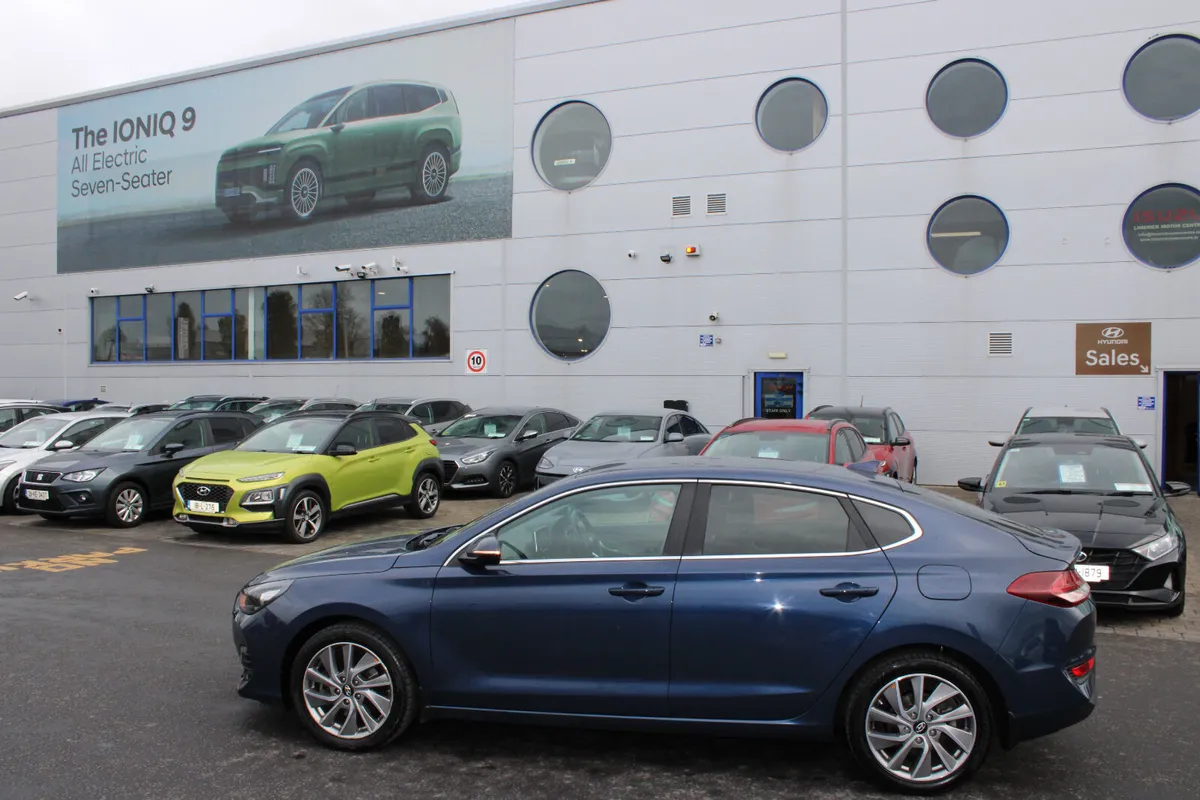 Hyundai i30 2018 - Image 2