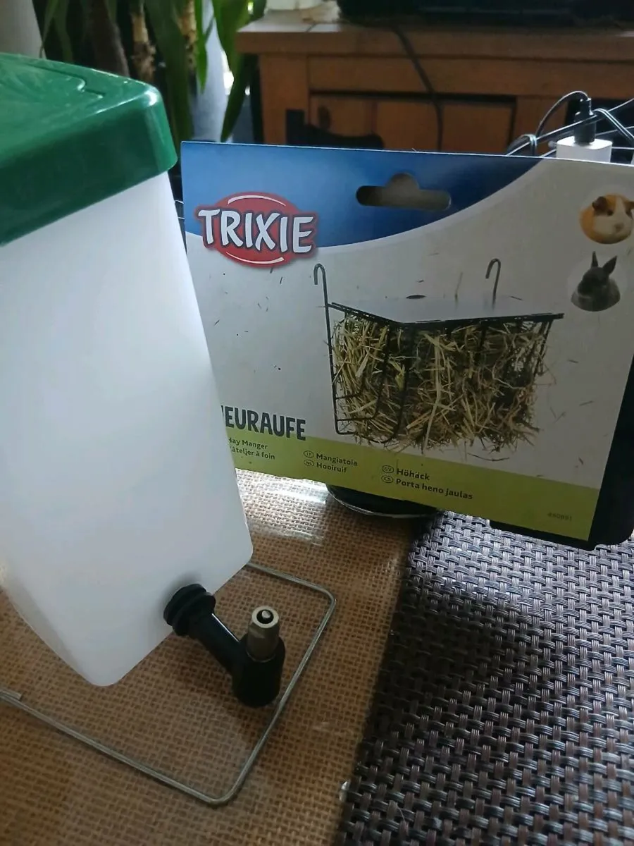 Containers for rabbits. Bark control collar - Image 1