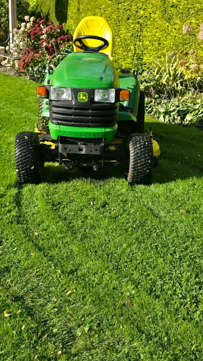 John Deere X748 Ultimate - Image 2