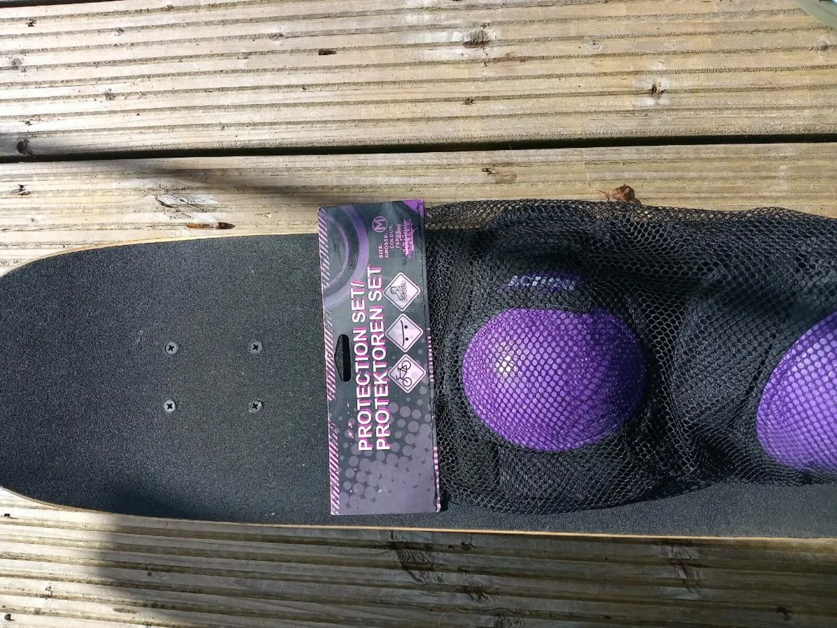 Skate Board - Image 3