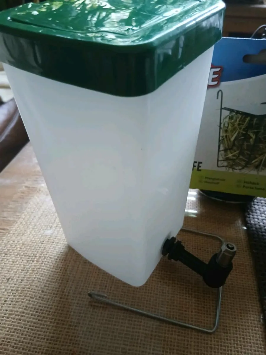 Containers for rabbits. Bark control collar - Image 2