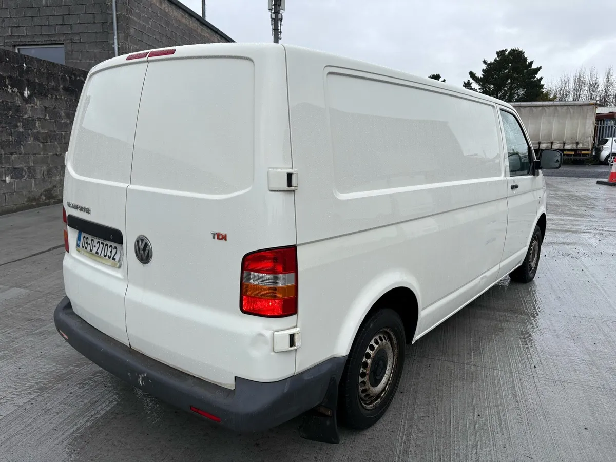 2009 VW TRANSPORTER 1.9 TDI TAX 8-26 - Image 4