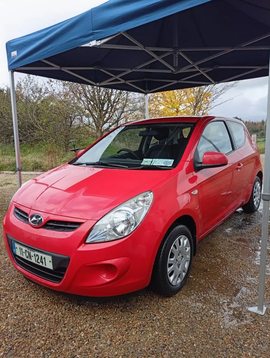Car - Image 2