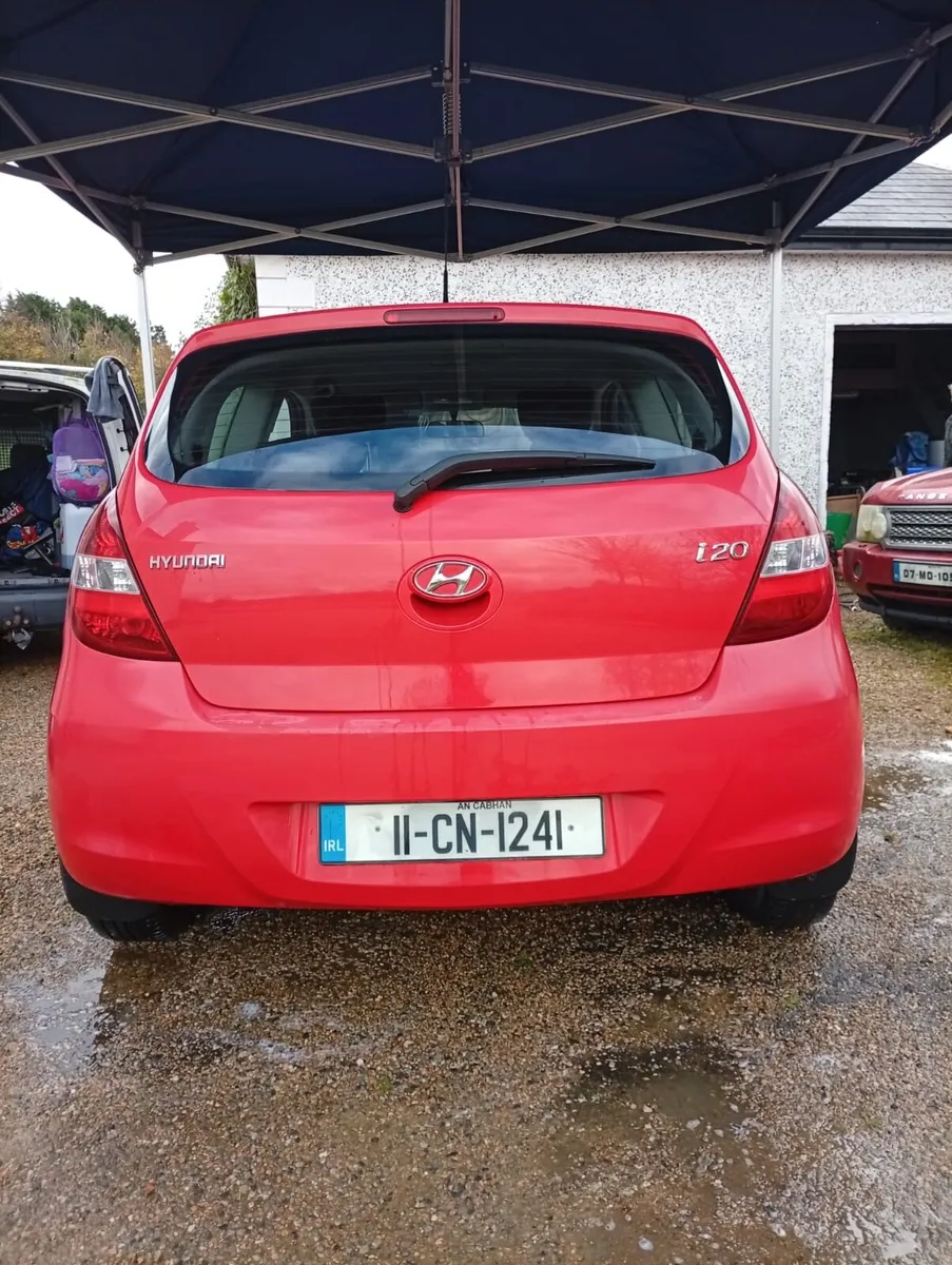 Car - Image 3