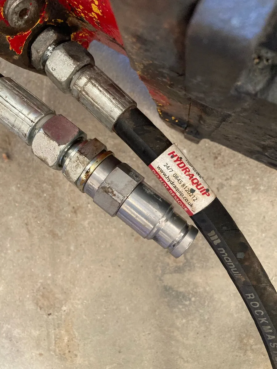 Epiroc Sb102 Rock Breaker - Image 3