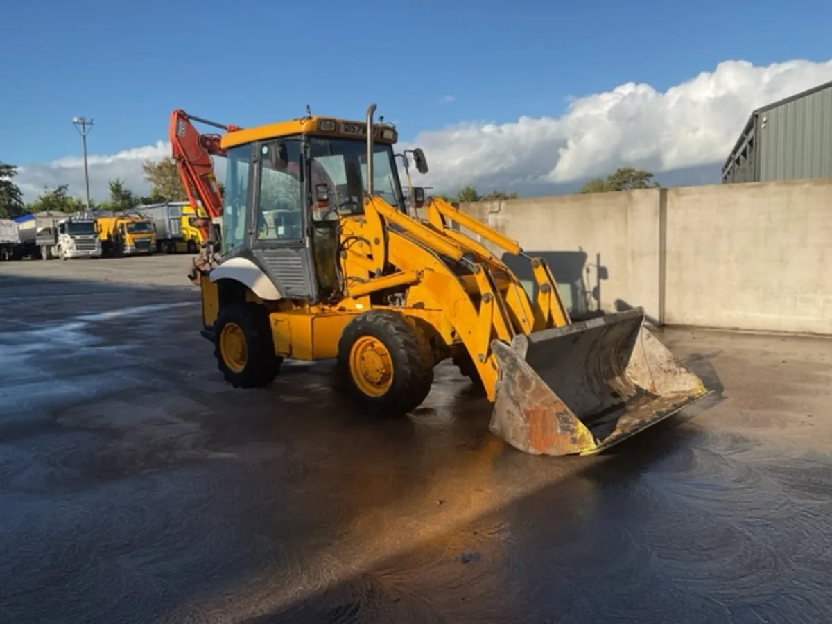 2004 JCB 2CX Airmaster 725 - Image 1
