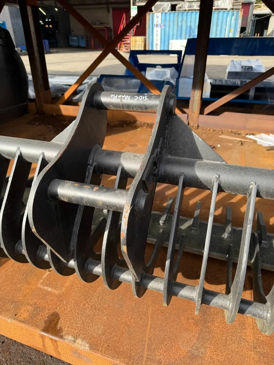 8T 6 foot Rake Bucket - Image 2
