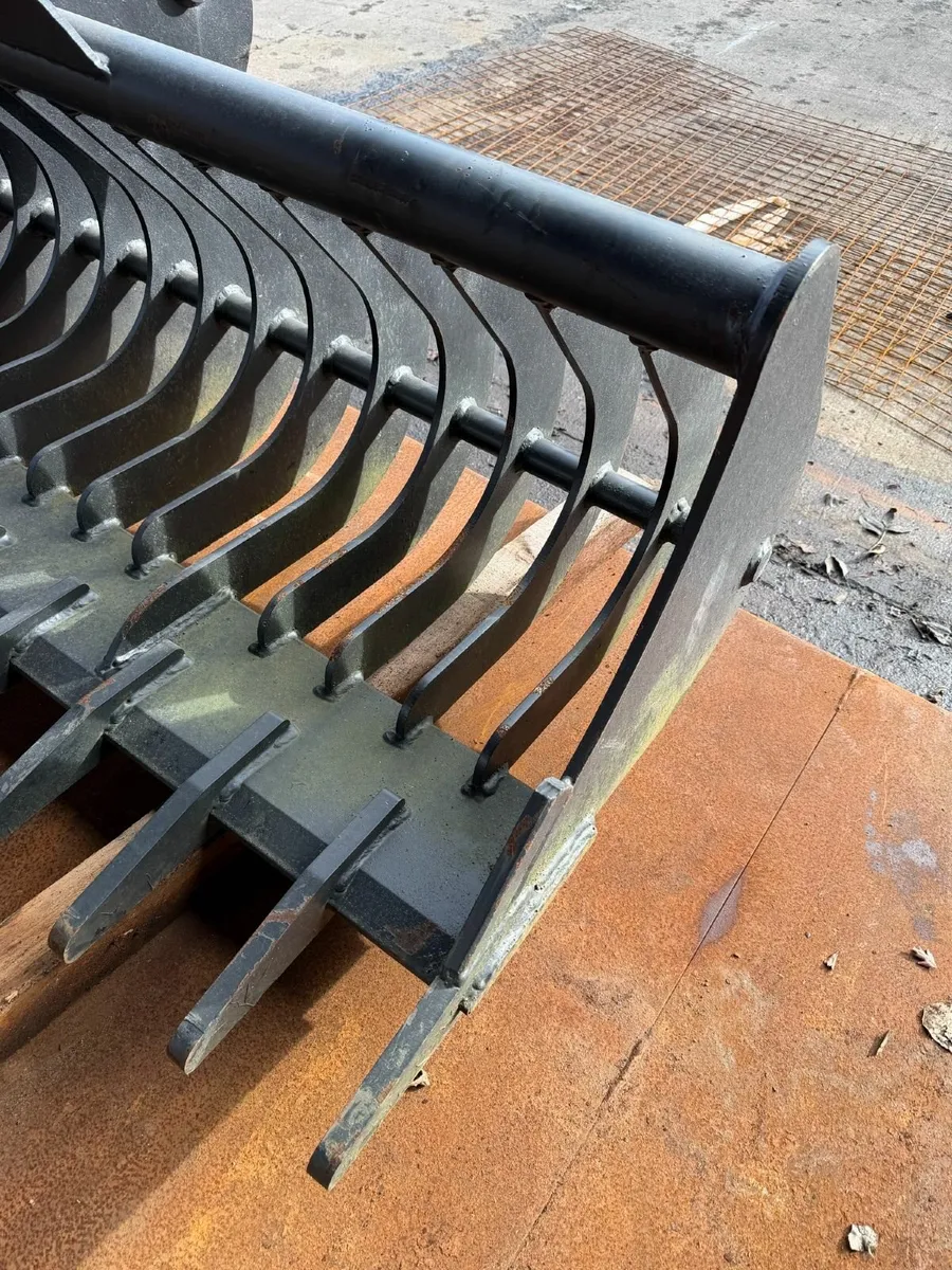 8T 6 foot Rake Bucket - Image 3