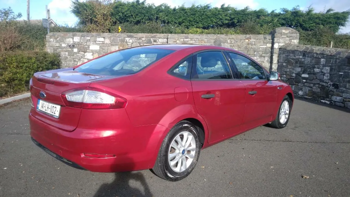 Ford Mondeo 1.6 Very low KMs. NCT & Taxed 2026 - Image 2