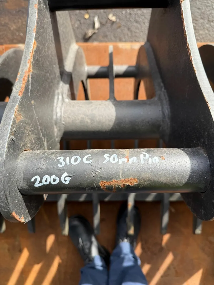 8T 6 foot Rake Bucket - Image 4