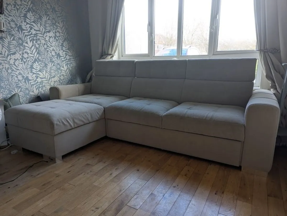 sofa bed - Image 1