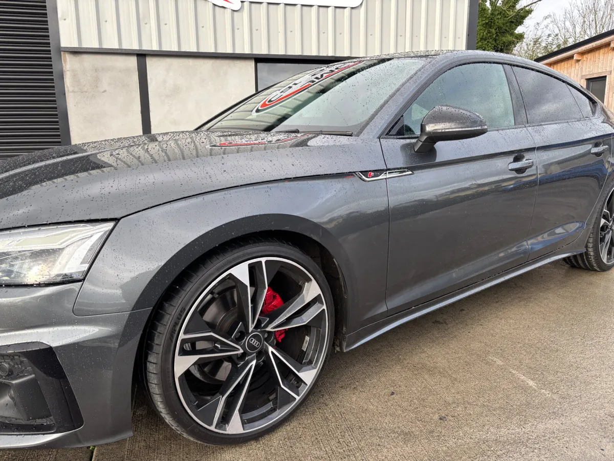 STUNNING 2021 AUDI A5 SLINE BLACK EDITION 1 AUTO - Image 3