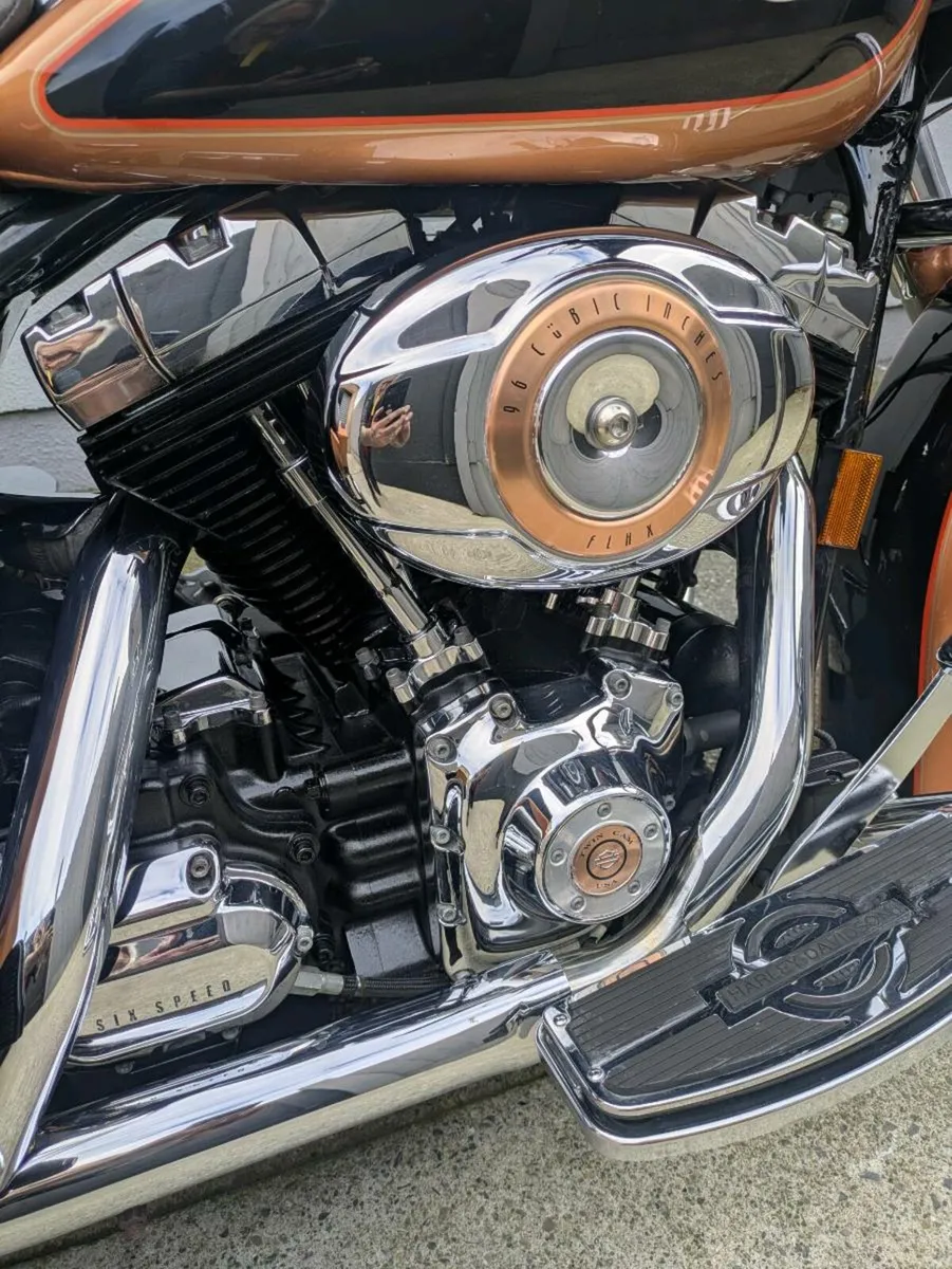 Harley Davidson Street Glide - Image 3