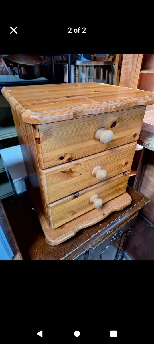 Bedside lockers - Image 2