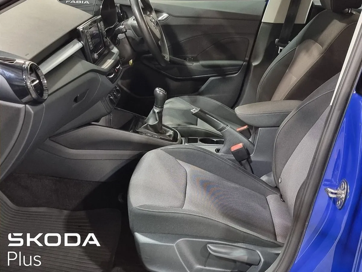 Skoda Fabia Ambition 1.0 MPI 65 BHP Trinity Skoda - Image 4