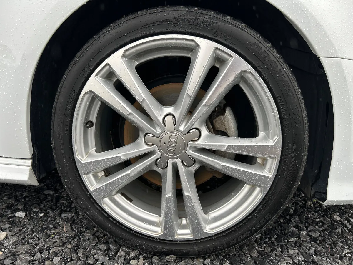 AUDI A3 SLINE 2017 1.4TFSI AUTO - Image 4