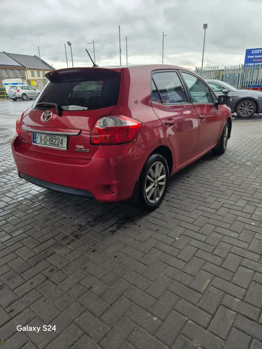 Toyota  Auris  Sport  Diesel - Image 4