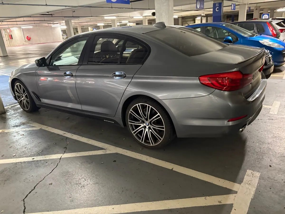 BMW 5 series - Image 3