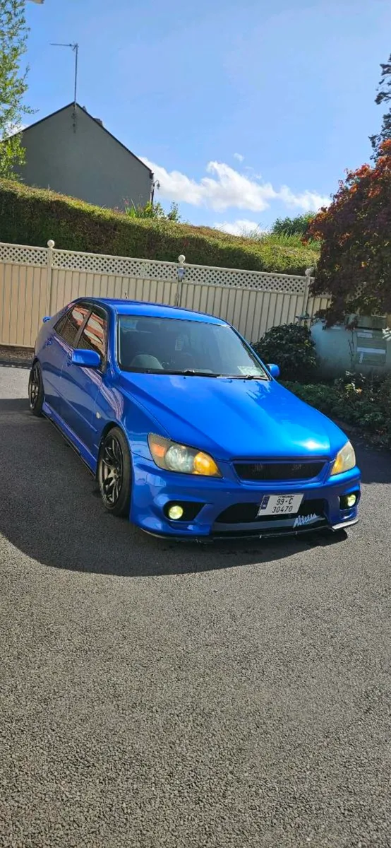 Toyota altezza - Image 3