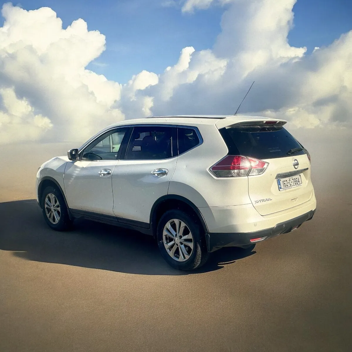 2016 Nissan X-Trail 1.6d XE 7 SEATS - Image 2