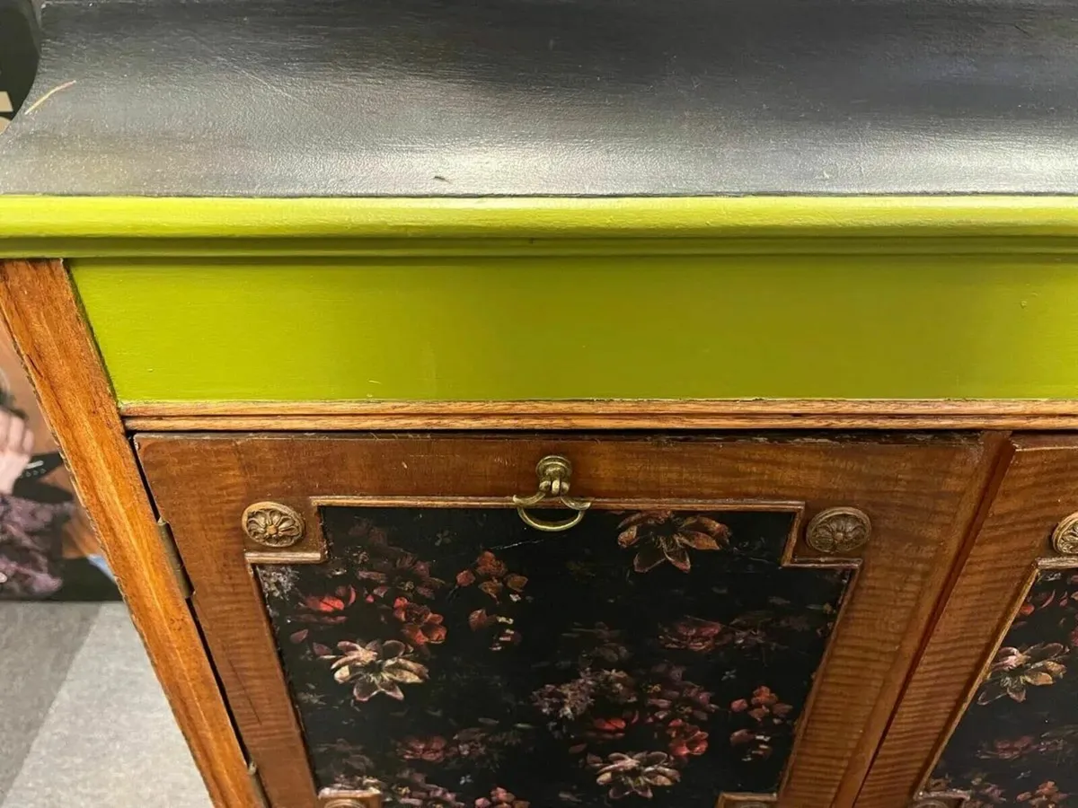 Vintage Curio Cabinet/Table - Image 4