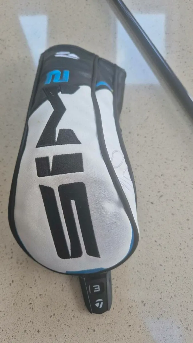 Taylormade Sim 2 Max 3 wood - Image 2