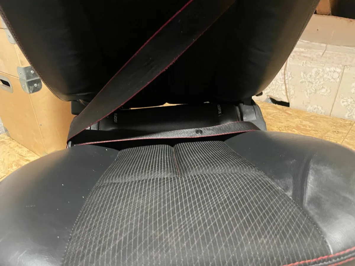 Renault Espace Car seats - Image 2