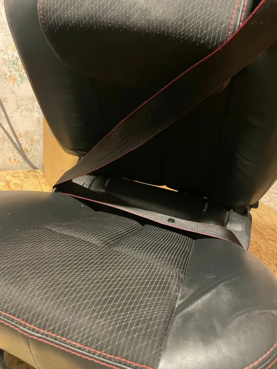 Renault Espace Car seats - Image 3