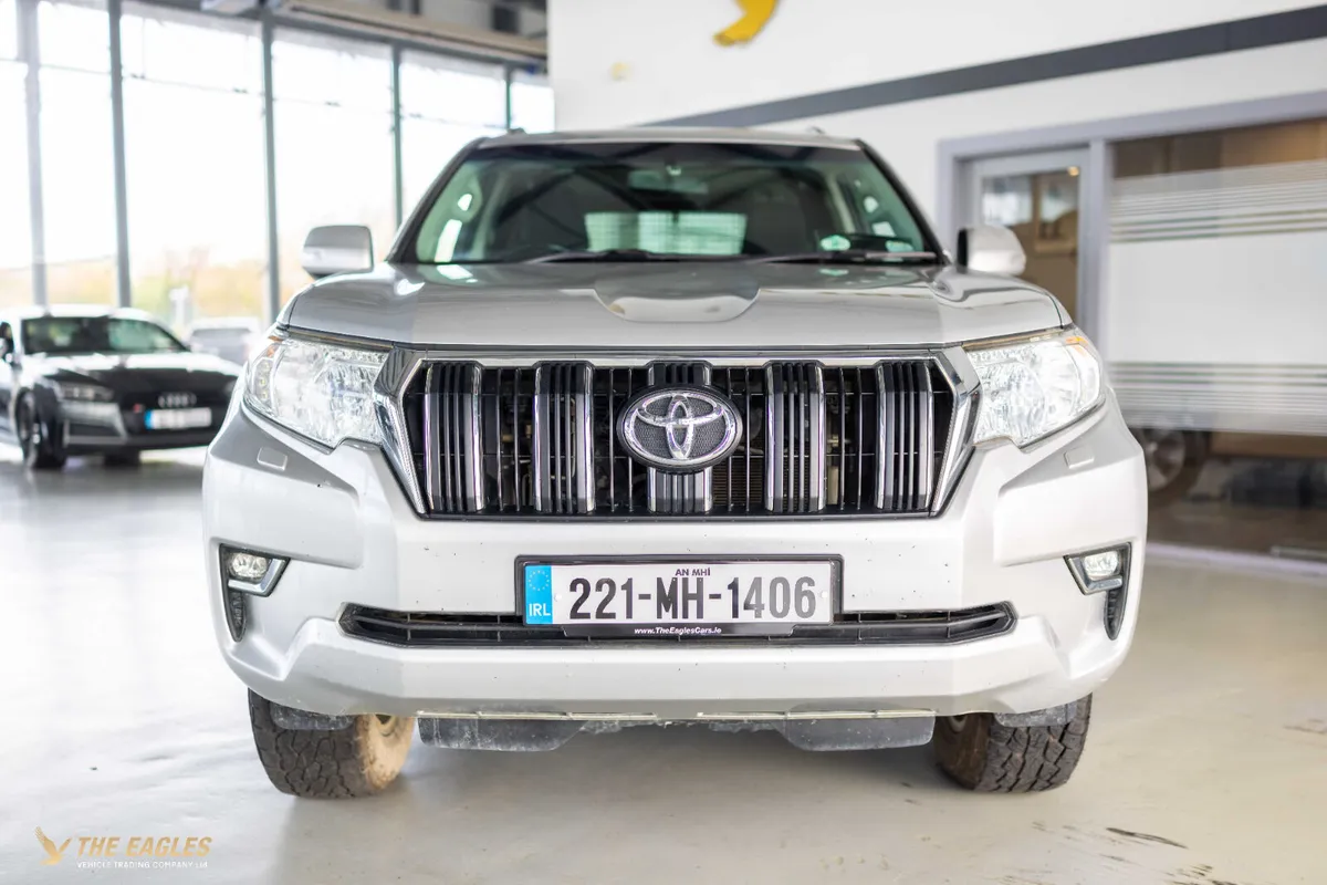 Toyota Land Cruiser LWB C COMMERCIAL 4DR - Image 2